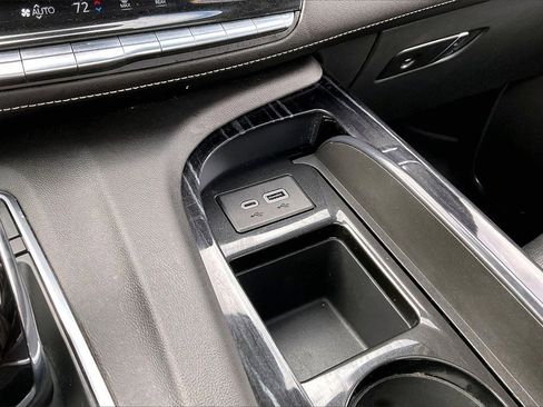 Used 2022 Cadillac Escalade Sport w/ Touring Package image 16