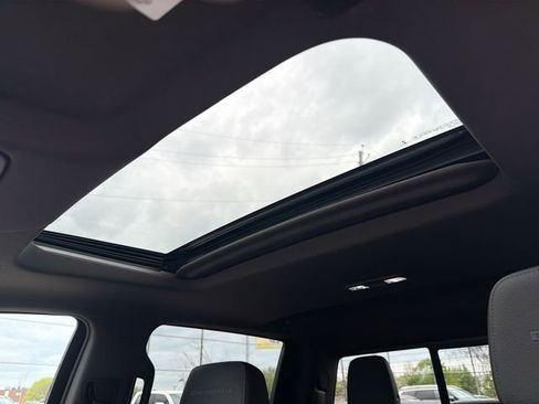 Used 2020 GMC Sierra 1500 Denali w/ Technology Package AWD/4WD image 18