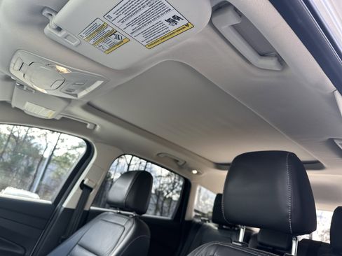 Used 2017 Ford Escape SE w/ SE Leather Comfort Package image 28