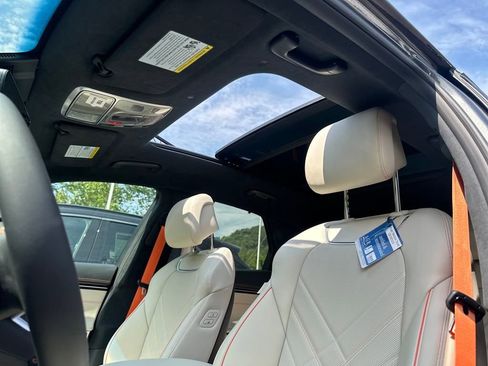 New 2026 Genesis GV70 3.5T Sport Prestige image 12