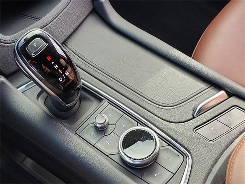 Used 2025 Cadillac XT5 Premium Luxury w/ Technology Package image 13