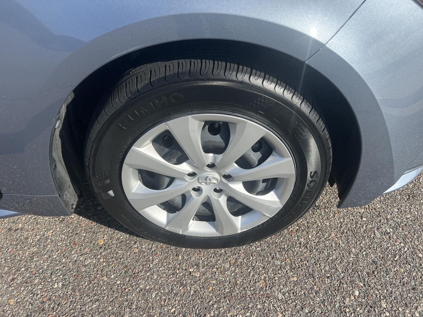 Used 2021 Toyota Corolla LE FWD image 7