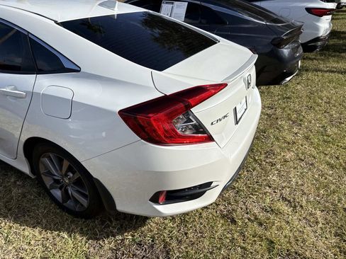 Used 2020 Honda Civic EX image 11