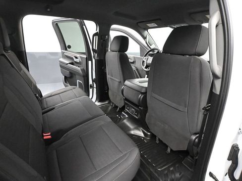 Used 2024 Chevrolet Silverado 2500 LT image 46