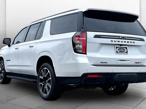 Used 2023 Chevrolet Suburban RST w/ Luxury Package AWD/4WD image 10