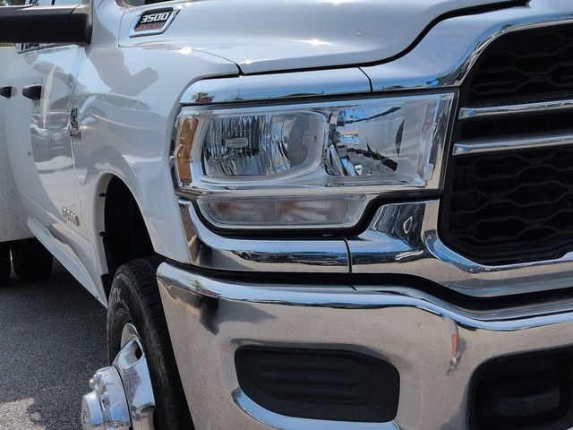 Used 2021 RAM 3500 Tradesman w/ Chrome Appearance Group AWD/4WD image 9