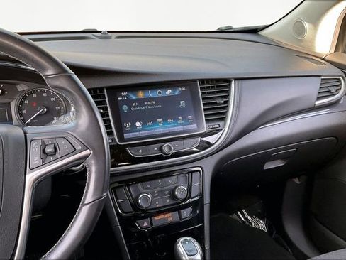 Used 2019 Buick Encore Sport Touring image 9