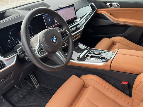 Certified 2025 BMW X5 xDrive40i w/ M Sport Package image 12