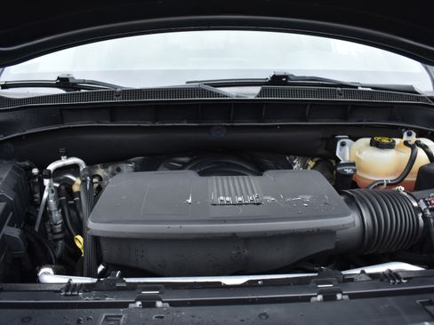 Used 2022 Chevrolet Suburban LT w/ Luxury Package image 29