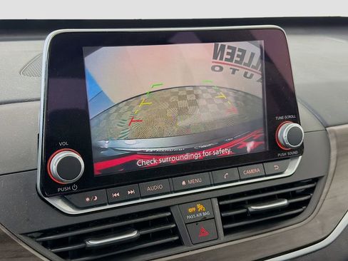 Used 2023 Nissan Altima 2.5 SV image 16