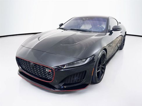 Used 2022 Jaguar F-TYPE Coupe image 3