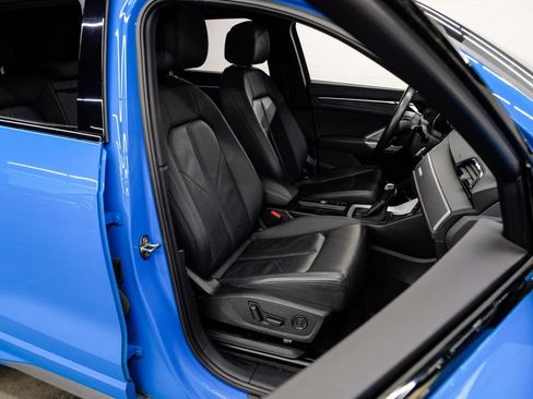 Used 2020 Audi Q3 2.0T Prestige image 41