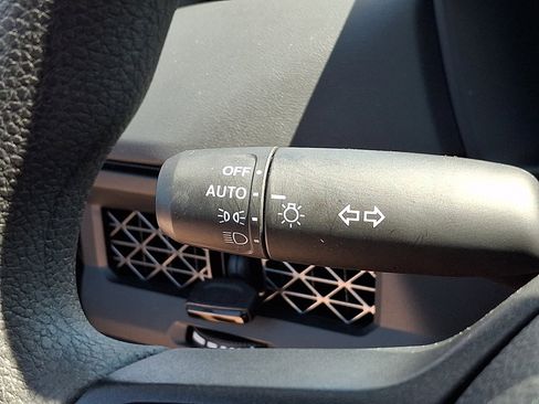 Used 2025 Honda Accord LX image 25