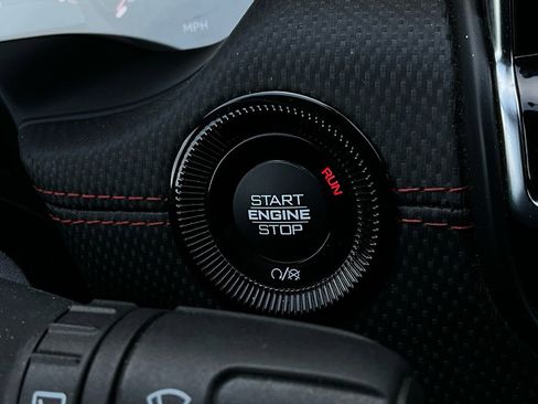 Used 2025 Jeep Compass Trailhawk image 28