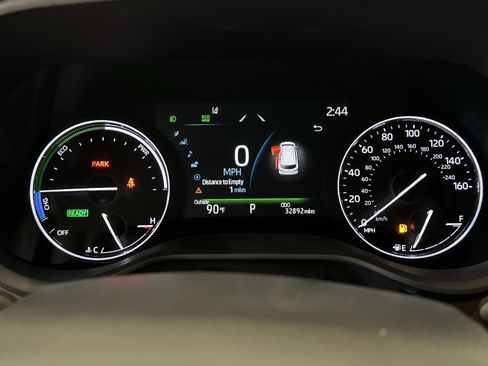 Used 2021 Toyota Sienna Limited FWD image 16