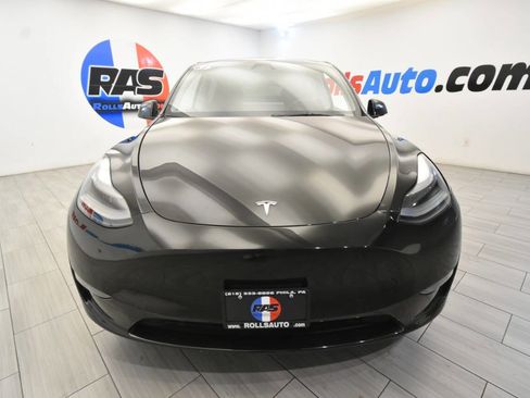 Used 2023 Tesla Model Y Long Range AWD/4WD image 8