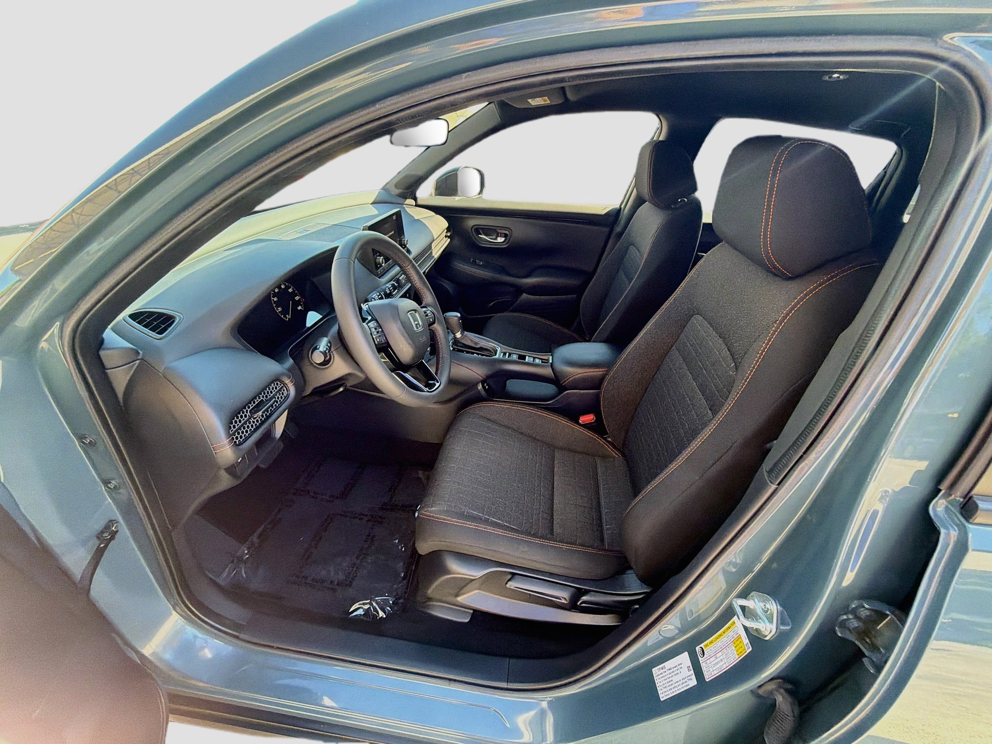 Certified 2024 Honda HR-V Sport image 18