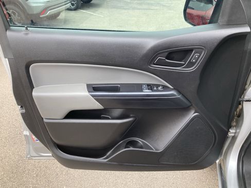 Certified 2019 Chevrolet Colorado W/T w/ WT Convenience Package image 11