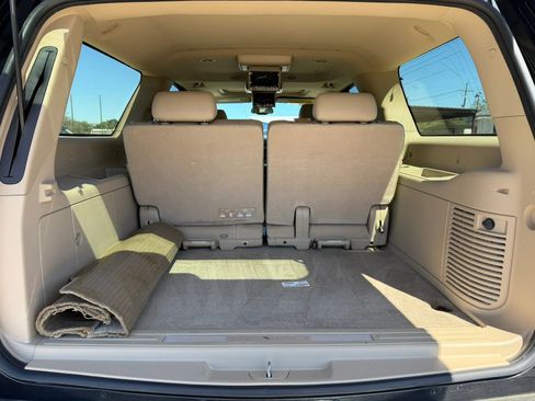 Used 2012 GMC Yukon XL Denali image 22