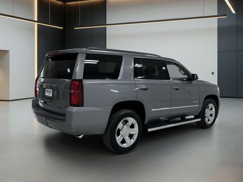Used 2018 Chevrolet Tahoe LT w/ LT Signature Package RWD image 5