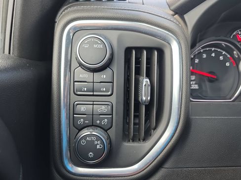 Used 2022 Chevrolet Silverado 1500 RST w/ Convenience Package II AWD/4WD image 26