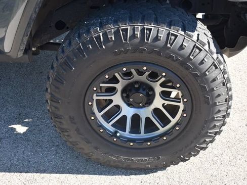 Used 2021 Jeep Gladiator Sport AWD/4WD image 11