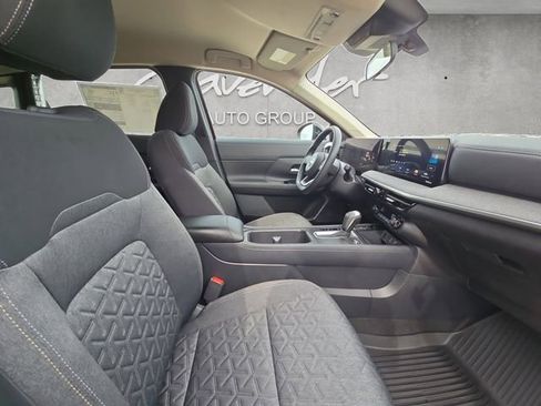 New 2026 Nissan Kicks SV FWD image 24