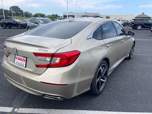 Used 2019 Honda Accord LX image 3
