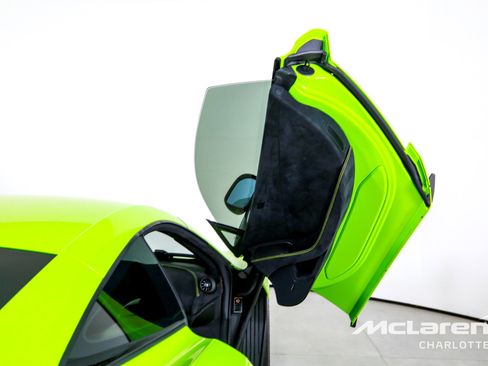 Used 2016 McLaren 675LT Coupe image 17