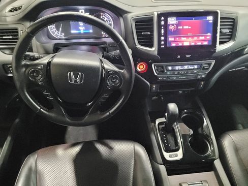 Used 2017 Honda Ridgeline Black Edition image 22