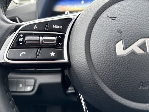 Certified 2024 Kia Seltos S image 18