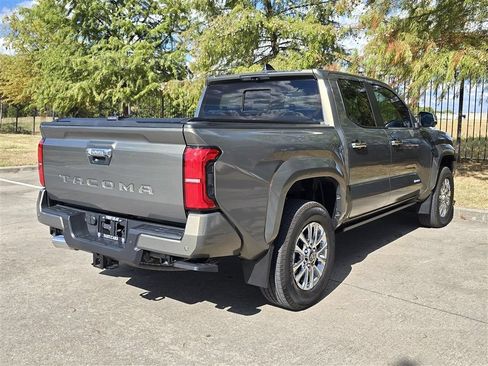 Used 2024 Toyota Tacoma Limited w/ Limited Package (LT) AWD/4WD image 6