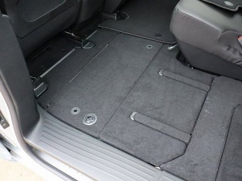 New 2026 Chrysler Pacifica Select image 39