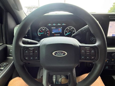 Used 2023 Ford F250 XL w/ STX Appearance Package AWD/4WD image 21