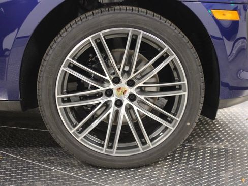 New 2026 Porsche Macan S AWD/4WD image 16
