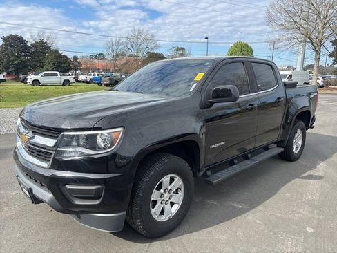 Used 2019 Chevrolet Colorado W/T w/ WT Convenience Package image 3