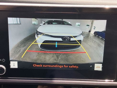 Certified 2025 Toyota Camry SE FWD image 11