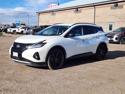Used 2022 Nissan Murano SV w/ SV Midnight Edition Package image 4