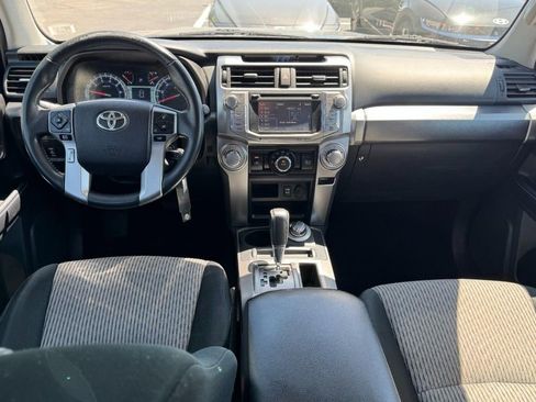 Used 2016 Toyota 4Runner SR5 AWD/4WD image 11