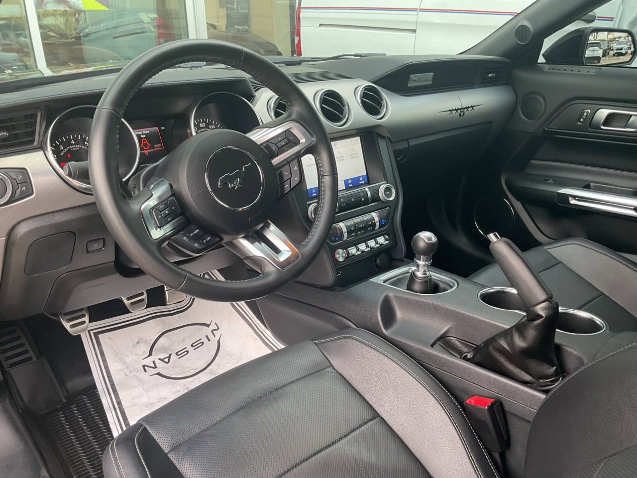 Used 2022 Ford Mustang GT Premium RWD image 11