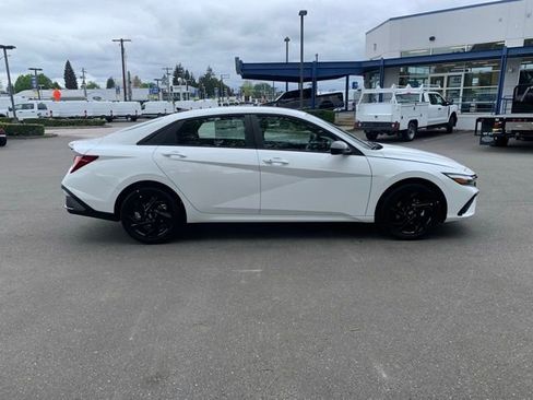 New 2026 Hyundai Elantra Sport FWD image 6