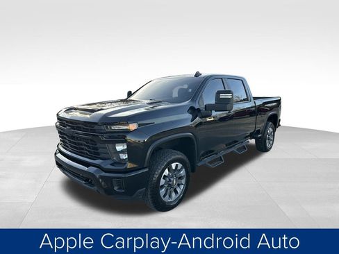 Used 2024 Chevrolet Silverado 2500 Custom w/ Custom Convenience Package image 11