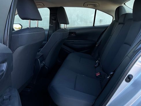 Used 2025 Toyota Corolla LE image 11