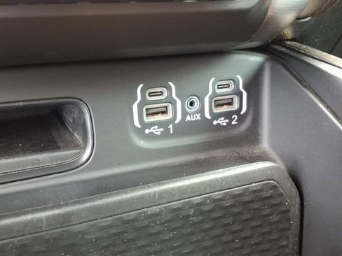 Used 2022 RAM 1500 Limited w/ Body Color Bumper Group AWD/4WD image 10