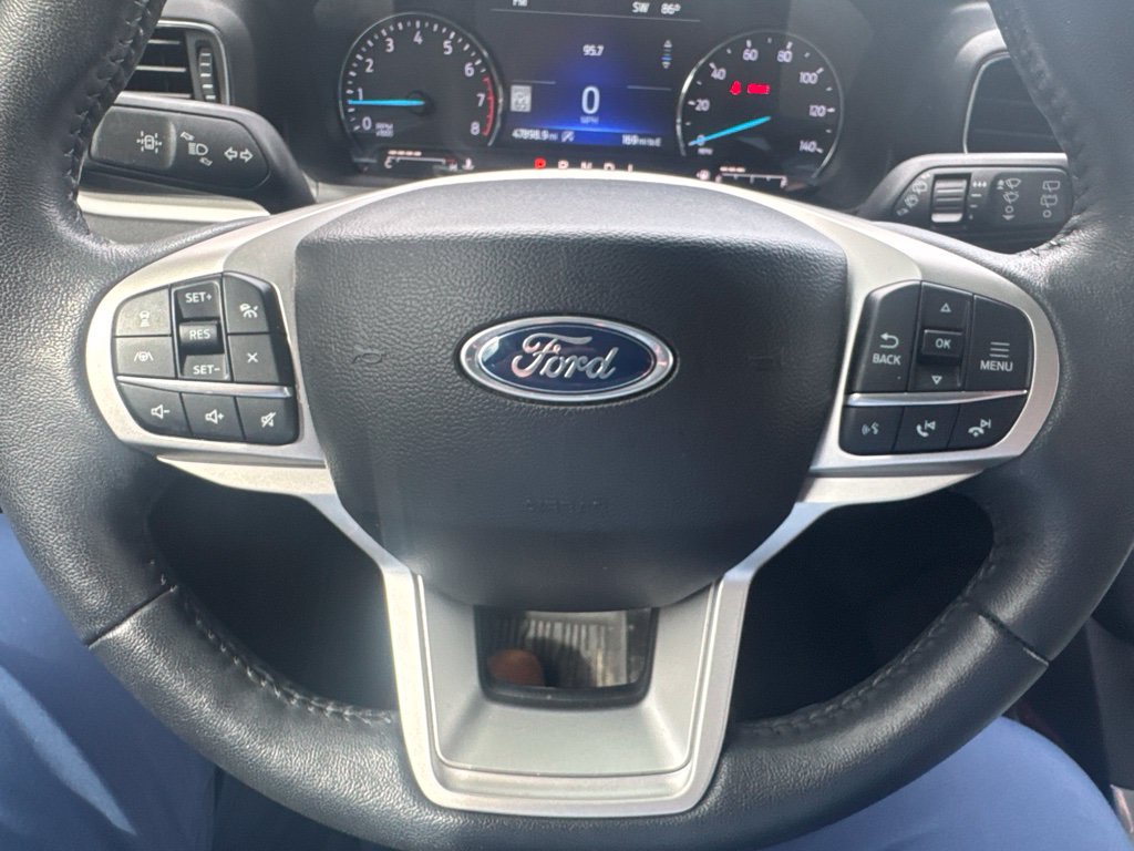 Used 2023 Ford Explorer XLT w/ Equipment Group 202A AWD/4WD image 6