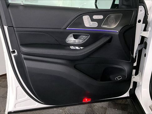 Used 2024 Mercedes-Benz GLE 350 4MATIC image 22