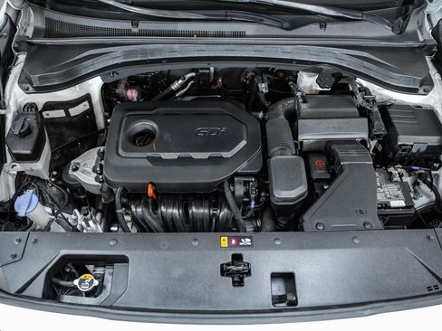 Used 2020 Hyundai Santa Fe SE image 22