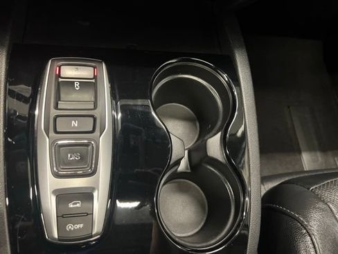 Used 2017 Honda Pilot Elite image 26