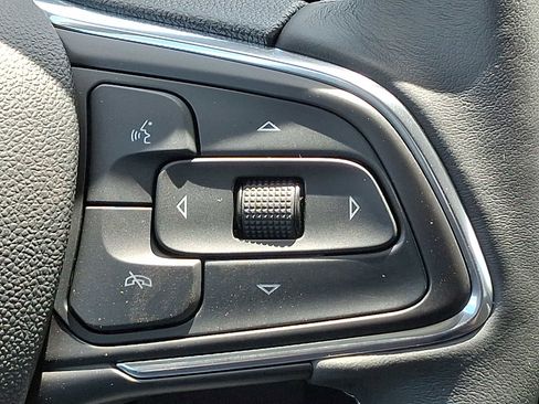 Used 2023 Buick Encore GX Preferred w/ Cold Weather Comfort Package FWD image 22