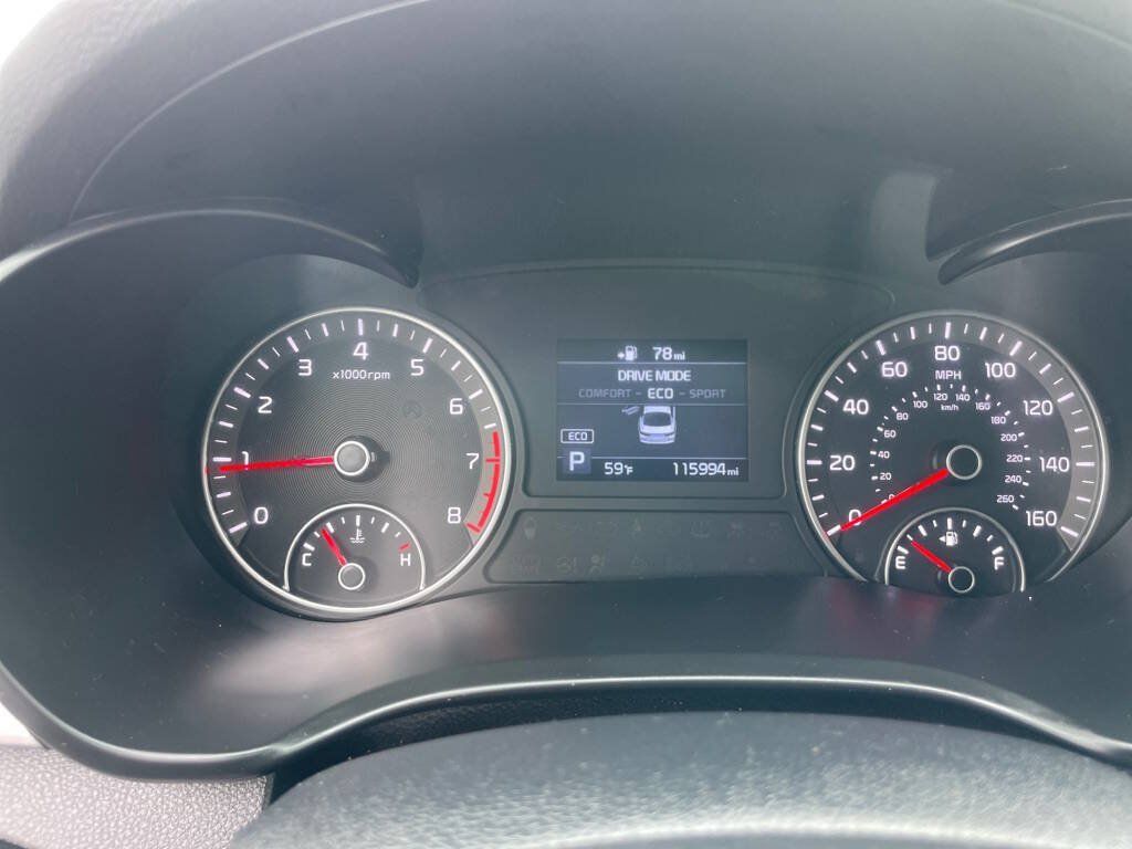 Used 2020 Kia Optima LX FWD image 11